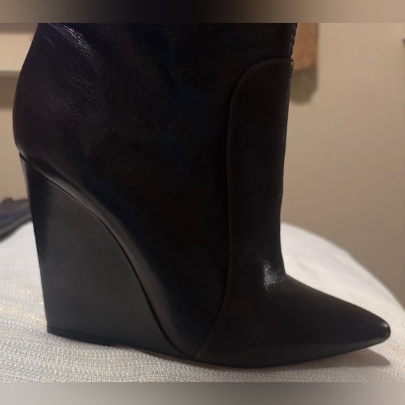 Alice + Olivia Dark Brown Wedge Heeled Leather Boots 39.5/8.5 - Picture 3 of 12